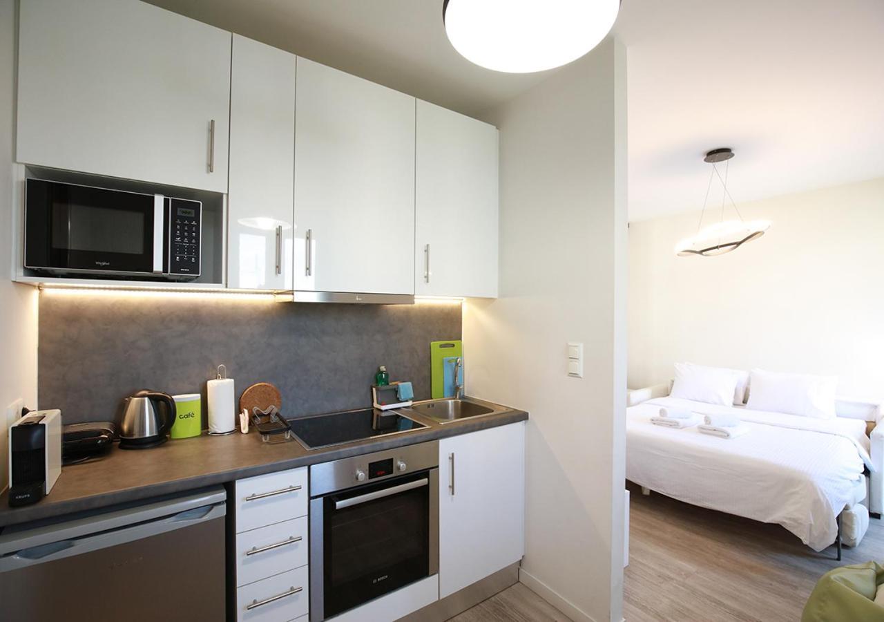 Emily In Athens - Central Chic Flat With Terrace Syntagma E1 Exterior foto